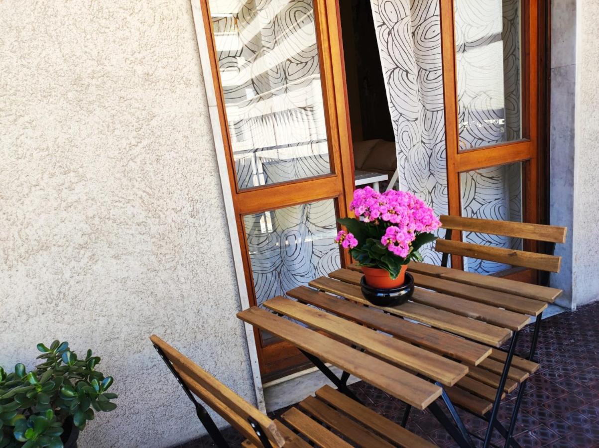 A Casa Di Gio Appartement Catánia Buitenkant foto